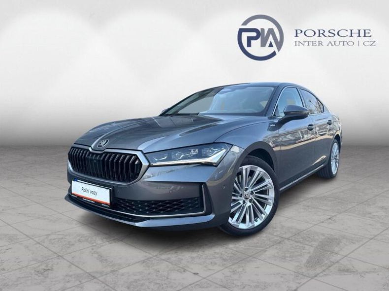 Škoda Superb - hlavní foto