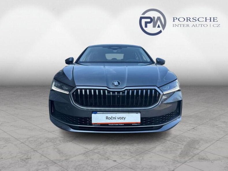 Škoda Superb - hlavní fotka