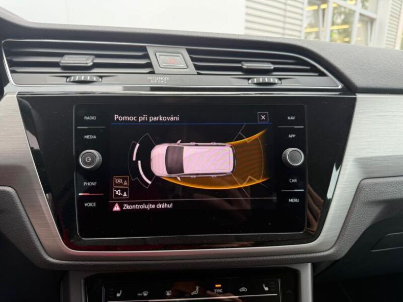Volkswagen Touran - hlavní fotka