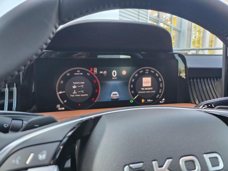 Škoda Superb - hlavní fotka