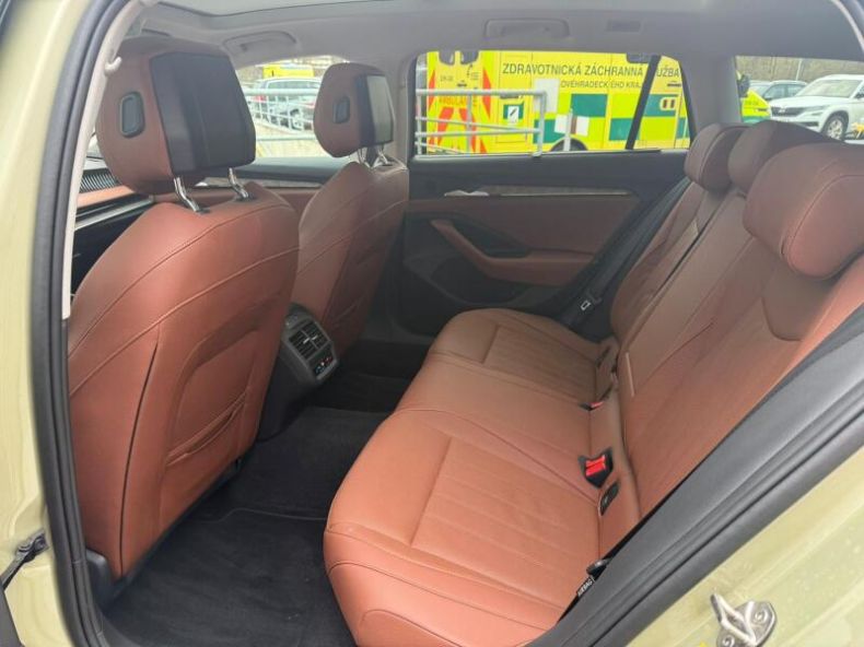 Škoda Superb - hlavní fotka