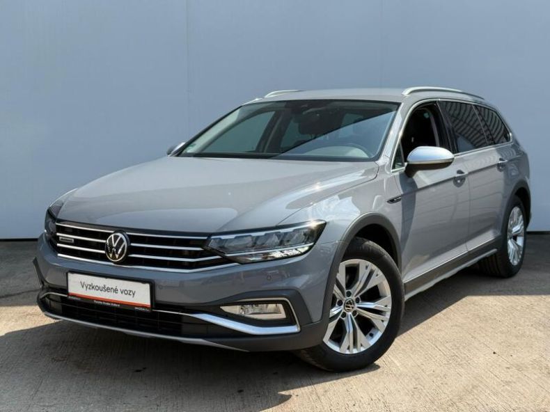 Volkswagen Passat - hlavní foto