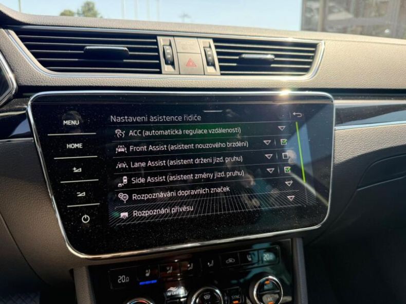 Škoda Superb - hlavní fotka
