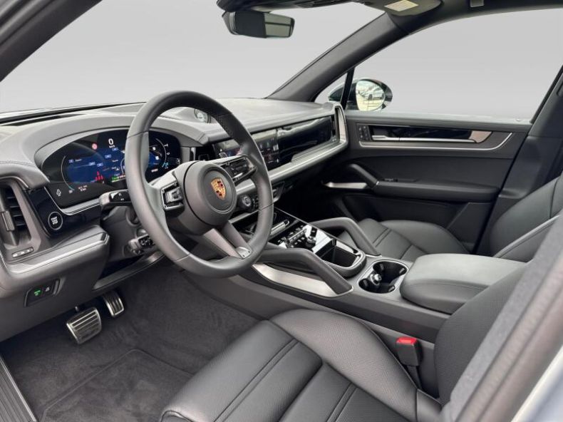 Porsche Cayenne - hlavní fotka
