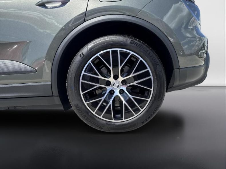 Porsche Macan - hlavní fotka