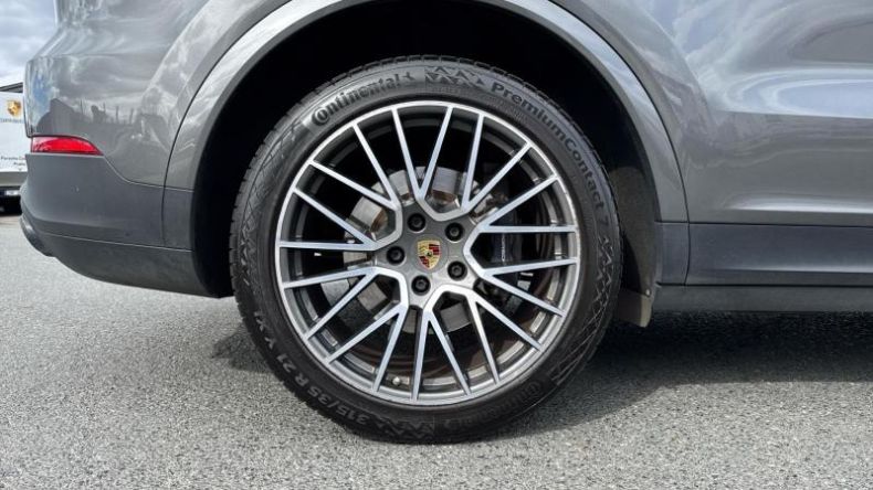 Porsche Cayenne - hlavní fotka