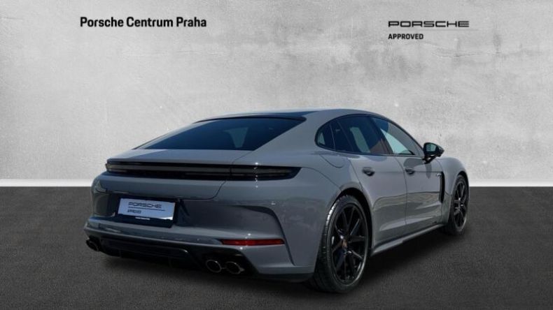 Porsche Panamera - hlavní fotka