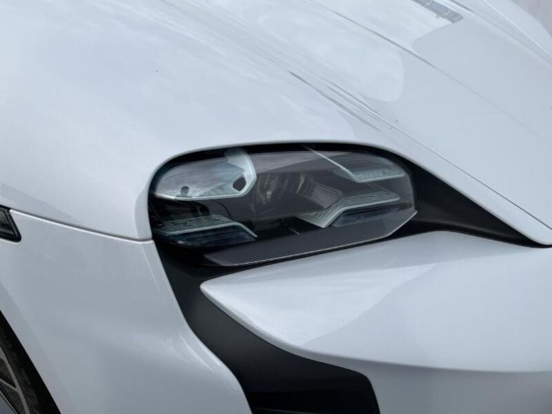 Porsche Taycan - hlavní fotka