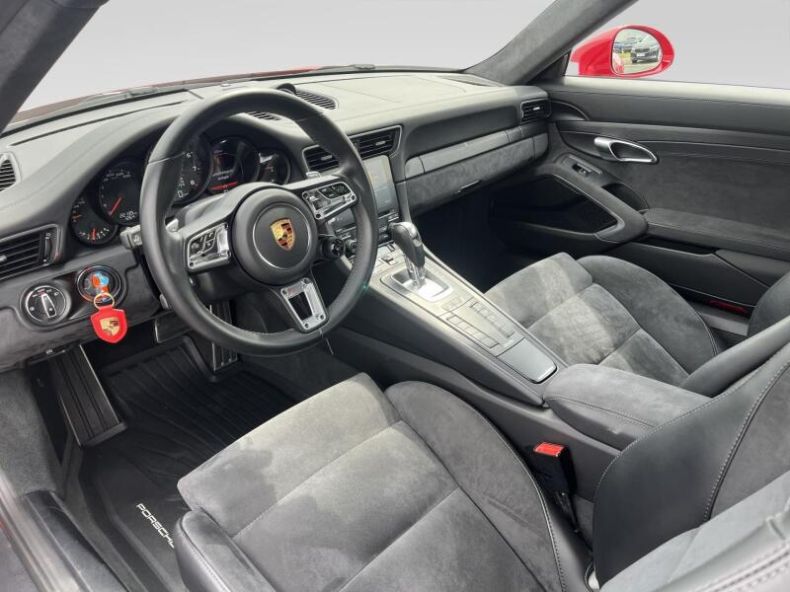 Porsche 911 - hlavní fotka