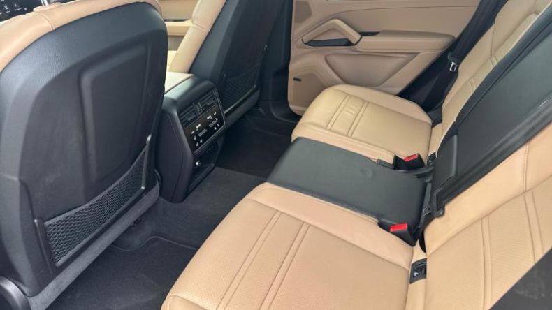 Porsche Cayenne - hlavní fotka