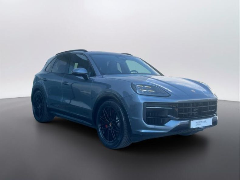 Porsche Cayenne - hlavní fotka