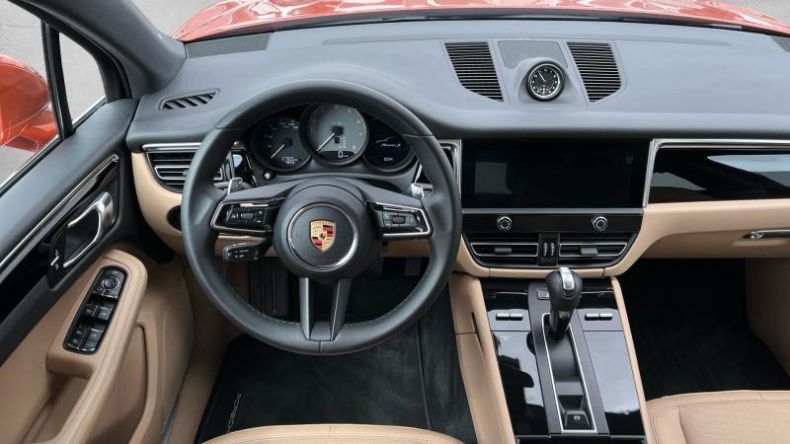 Porsche Macan - hlavní fotka