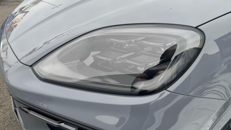 Porsche Cayenne - hlavní fotka