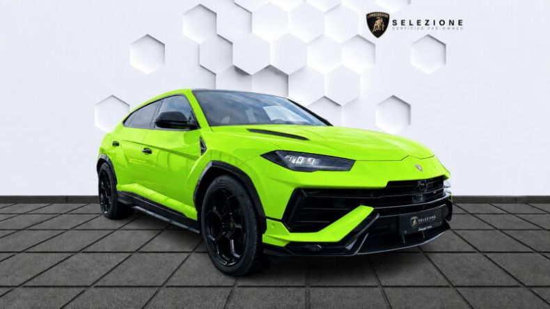 Lamborghini Urus - hlavní foto