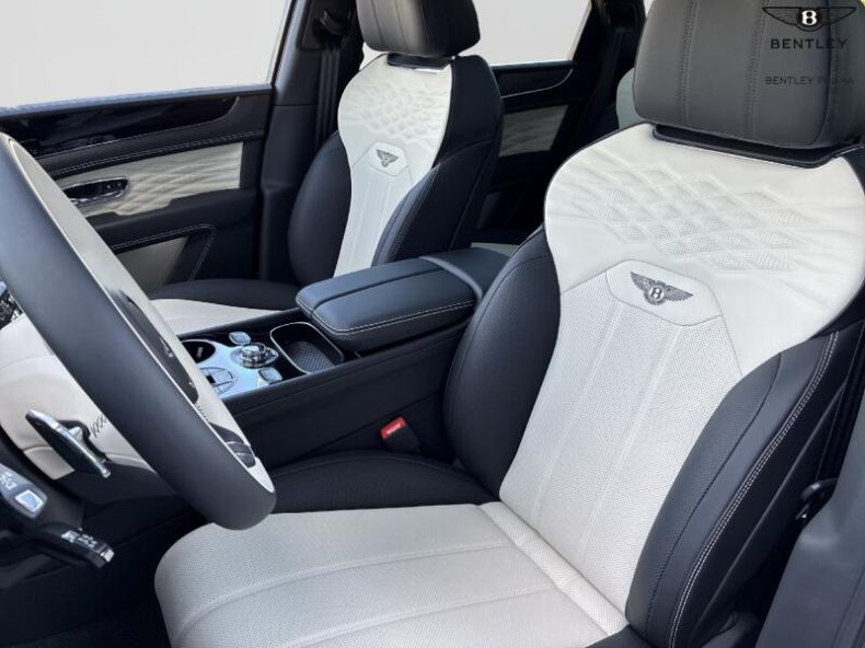 Bentley Bentayga - hlavní fotka