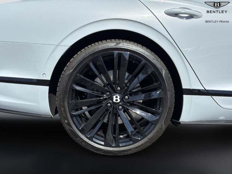 Bentley Flying Spur - hlavní fotka