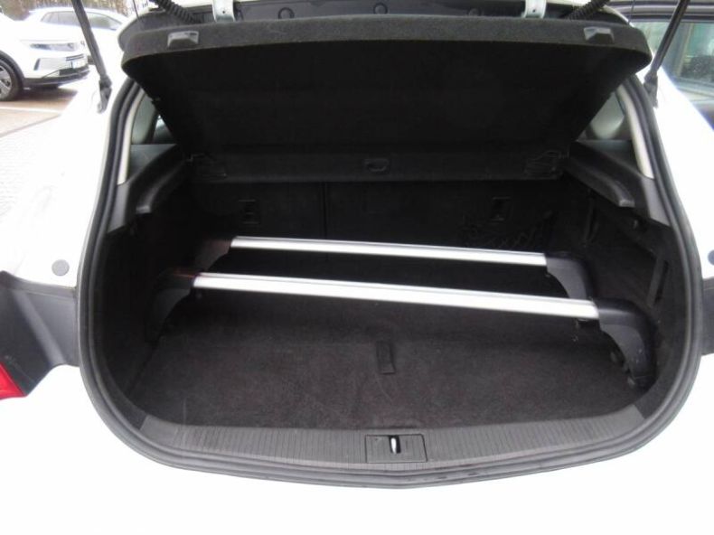 Opel Astra - hlavní fotka