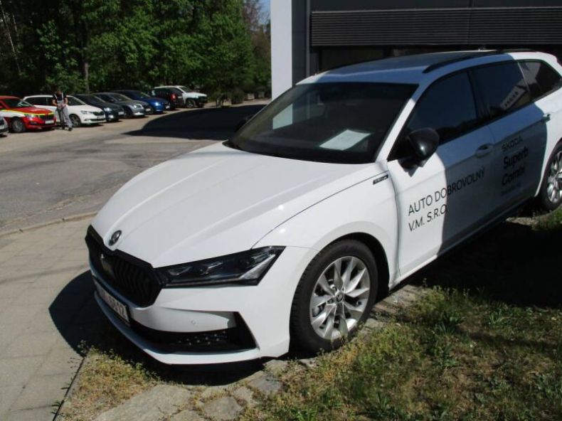 Škoda Superb - hlavní fotka inzerátu