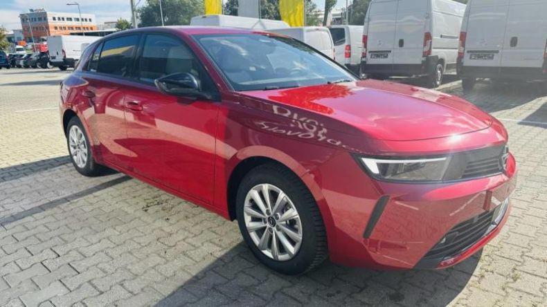 Opel Astra - hlavní fotka