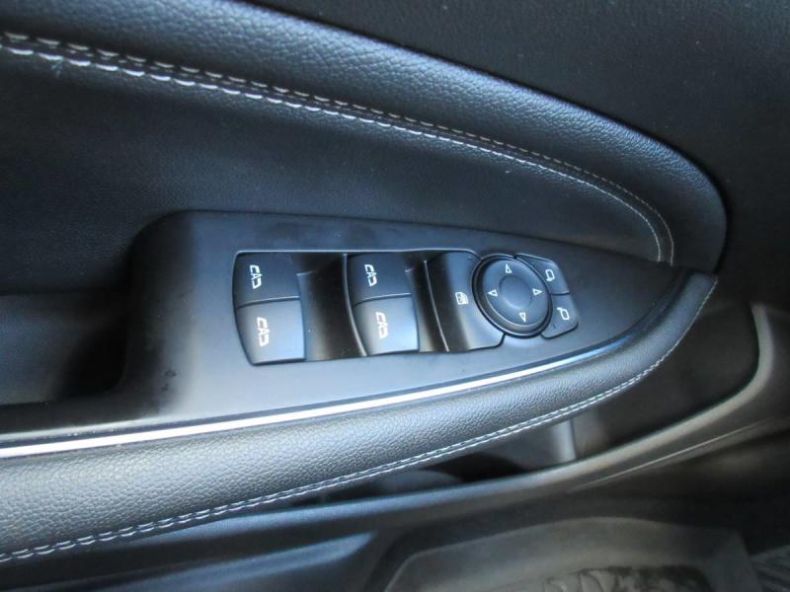 Opel Insignia - hlavní fotka