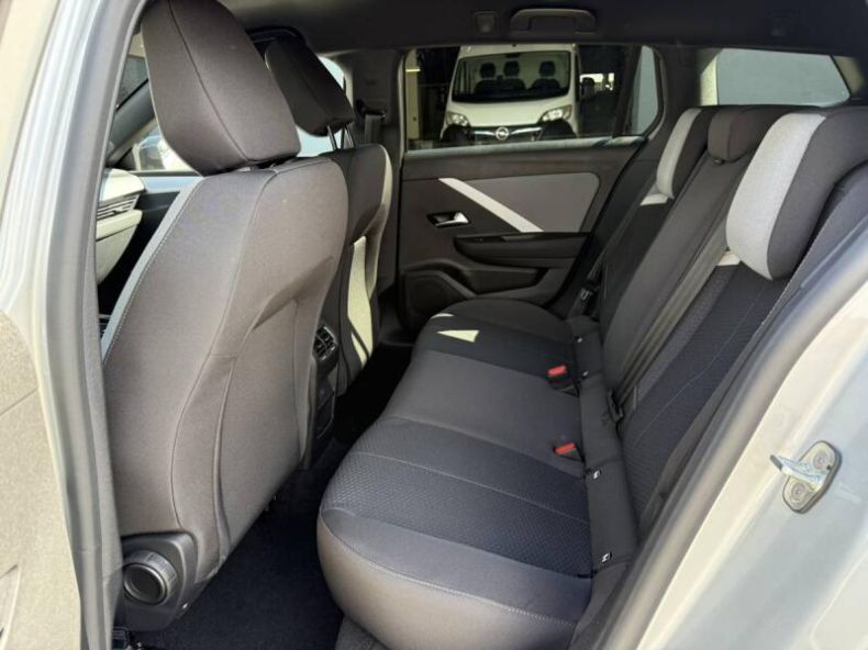 Opel Astra - hlavní fotka