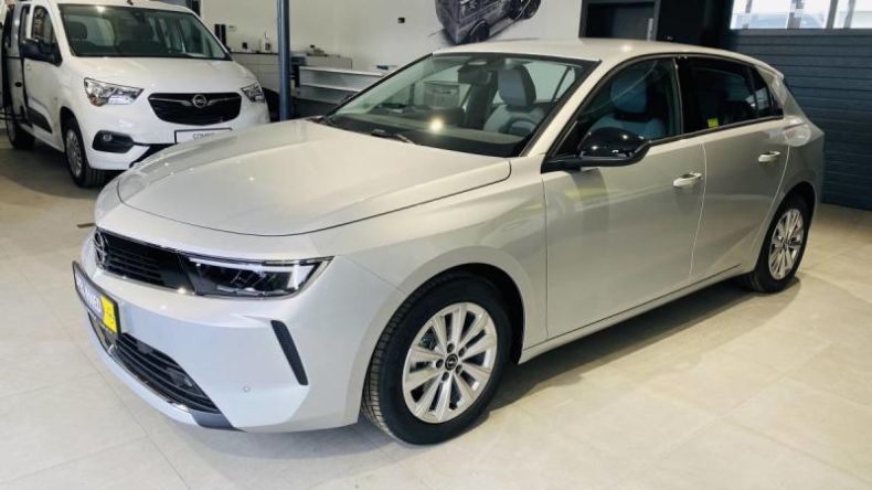 Opel Astra - hlavní foto