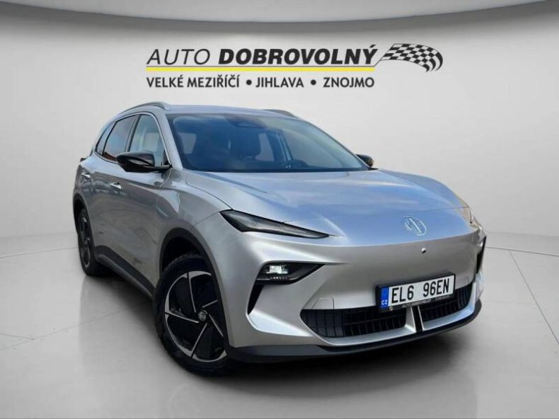 MG MGS5 EV - hlavní fotka