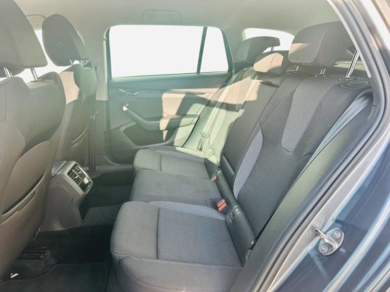 Škoda Octavia - hlavní fotka