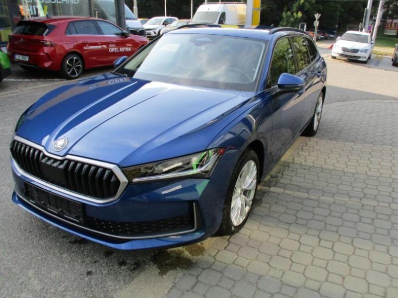 Škoda Superb - hlavní foto