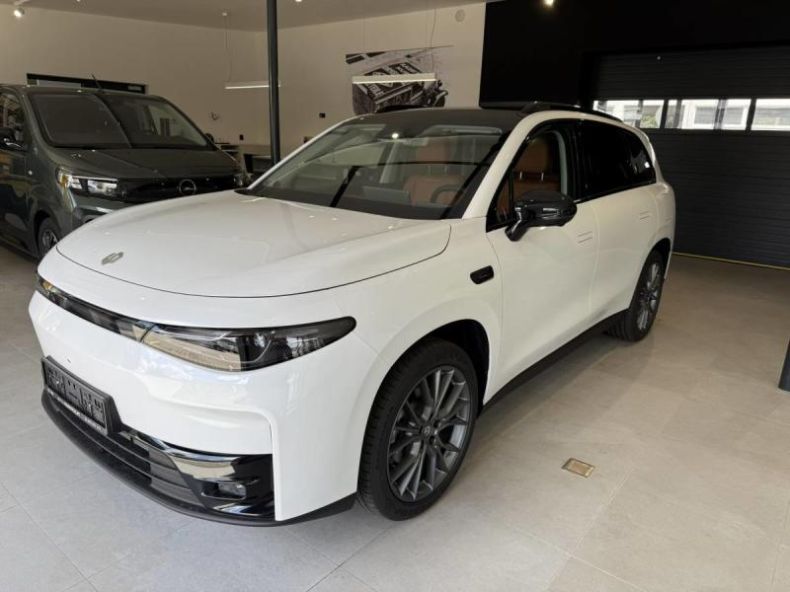 Leapmotor C10 REEV - hlavní foto