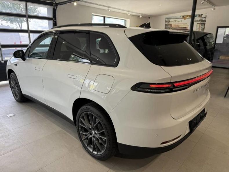 Leapmotor C10 REEV - hlavní fotka