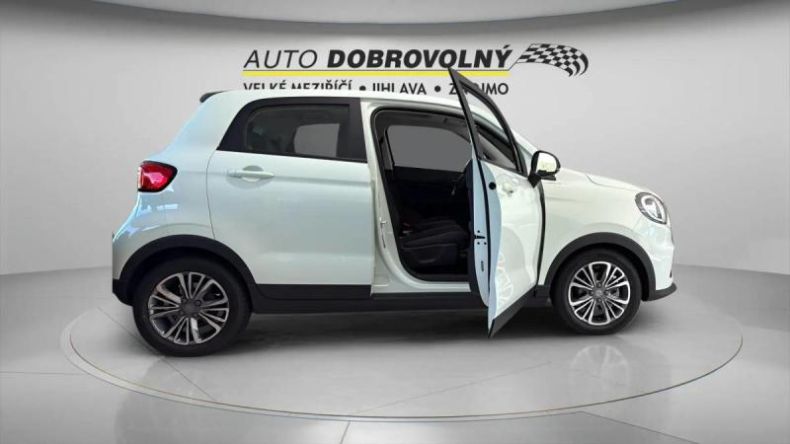 Leapmotor T03 - hlavní fotka