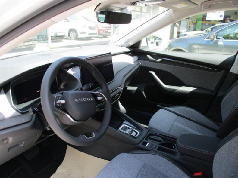 Škoda Octavia - hlavní fotka