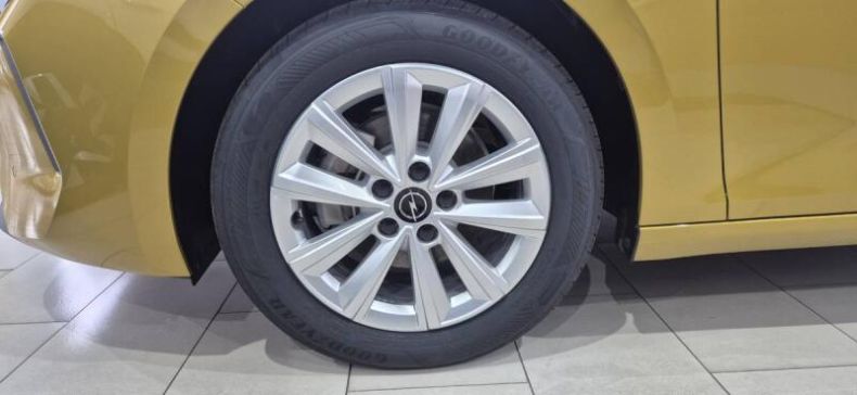 Opel Astra - hlavní fotka