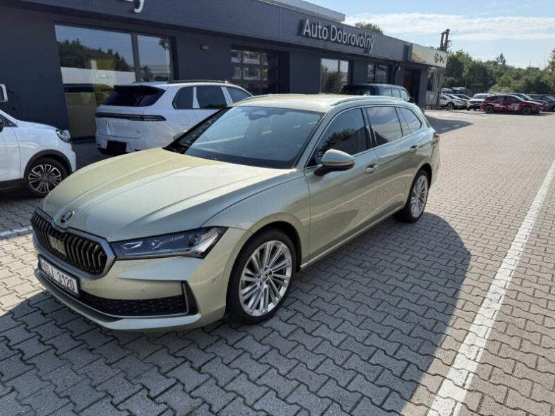 Škoda Superb - hlavní foto