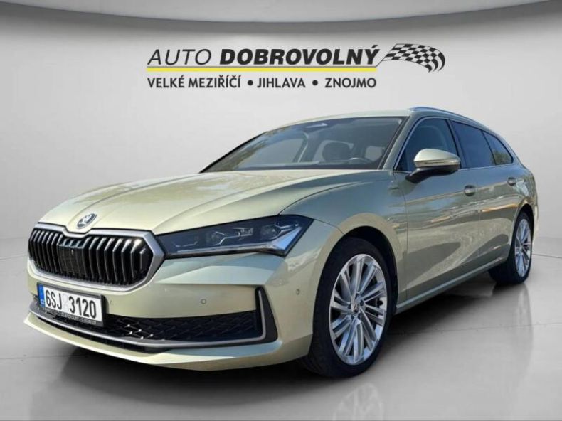 Škoda Superb - hlavní foto