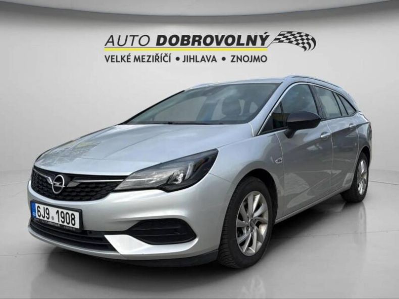 Opel Astra - hlavní foto