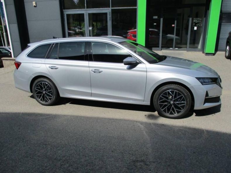 Škoda Octavia - hlavní fotka