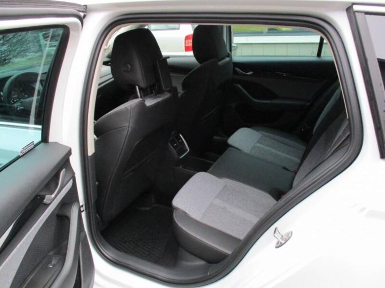 Škoda Octavia - hlavní fotka