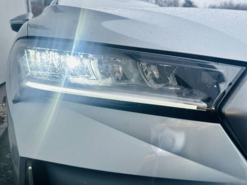 Škoda Superb - hlavní fotka