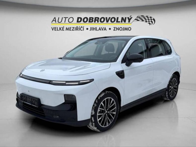 Leapmotor B10 - hlavní foto