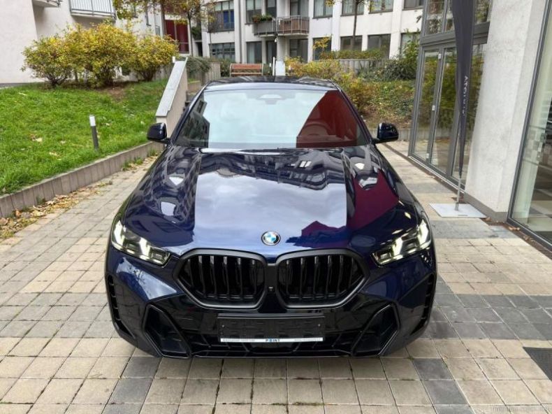 BMW X6 - hlavní fotka