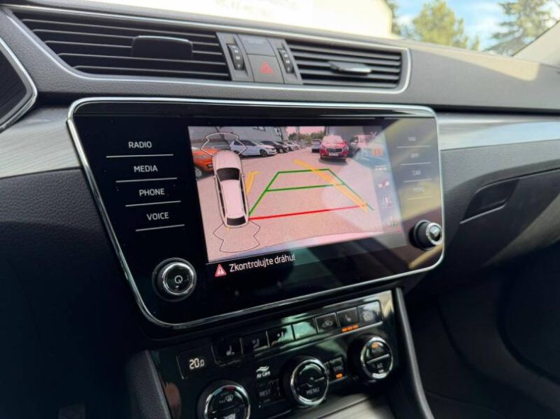 Škoda Superb - hlavní fotka