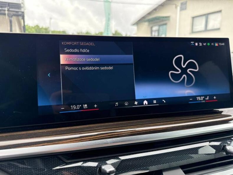 BMW X5 - hlavní fotka