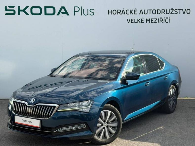 Škoda Superb - hlavní foto