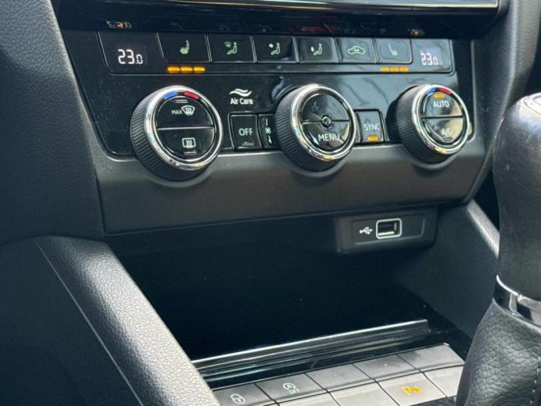 Škoda Octavia - hlavní fotka