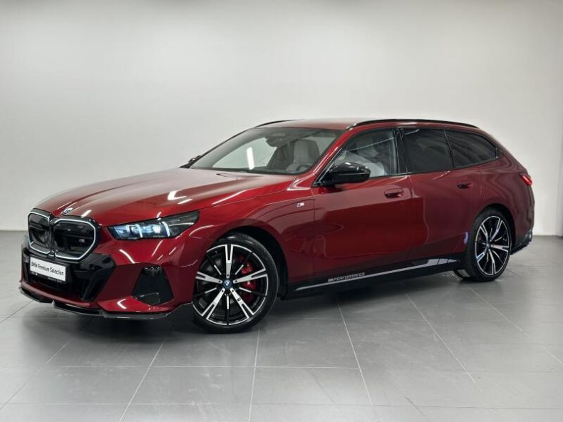 BMW i5 - hlavní foto