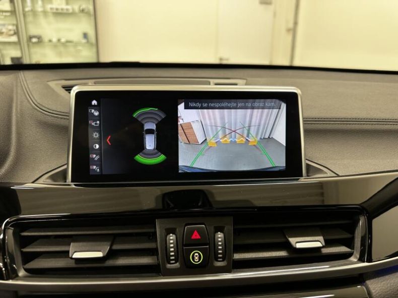 BMW X1 - hlavní fotka