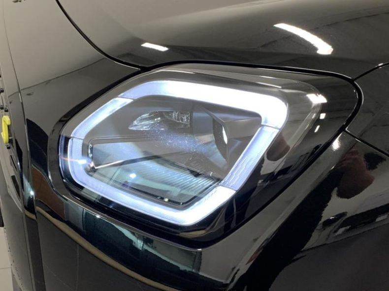 Mini Countryman - hlavní fotka