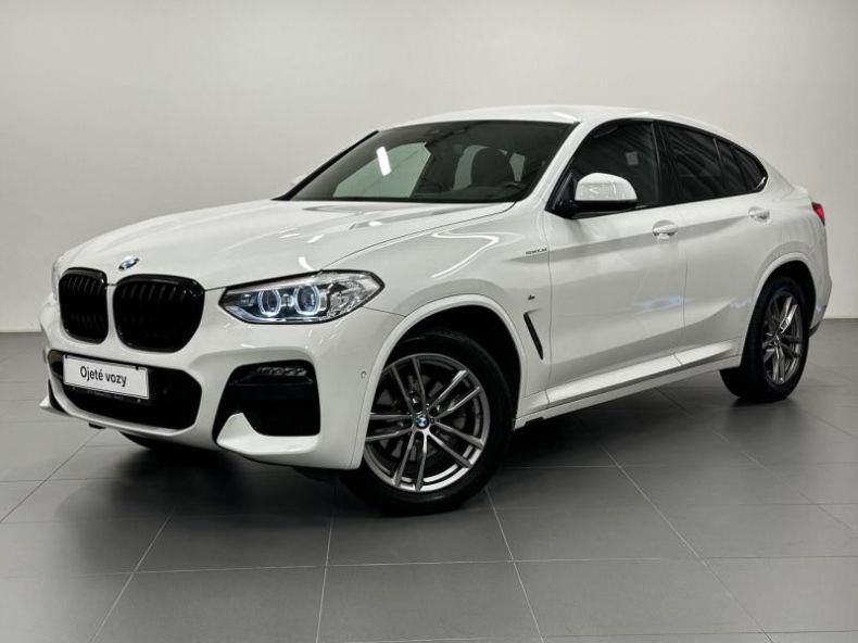 BMW X4 - hlavní foto